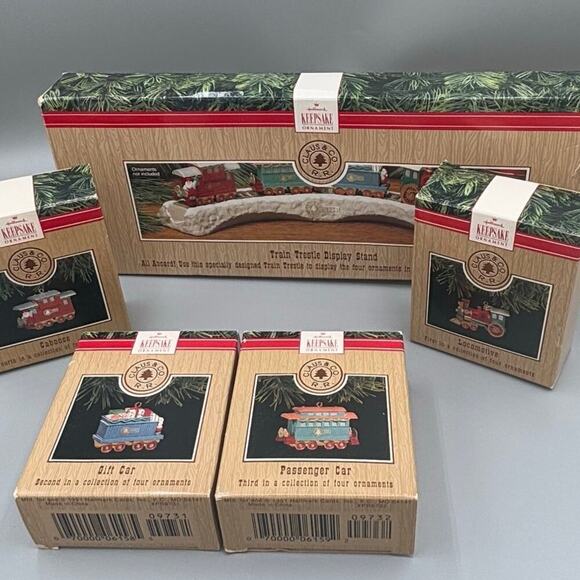 Hallmark Keepsake 1991 Set of 5 Claus & Co Railroad Train Ornaments Set - Picture 1 of 13